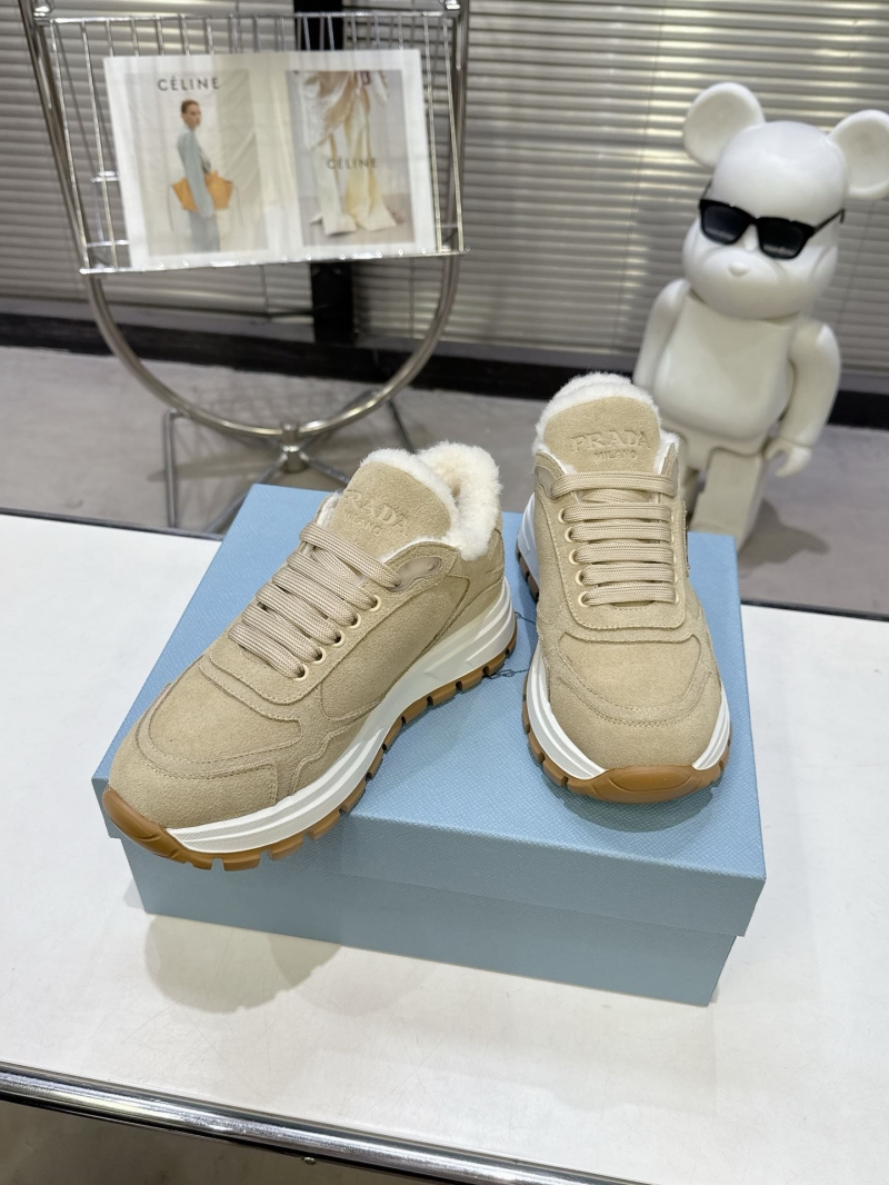 Pra*a sneakers